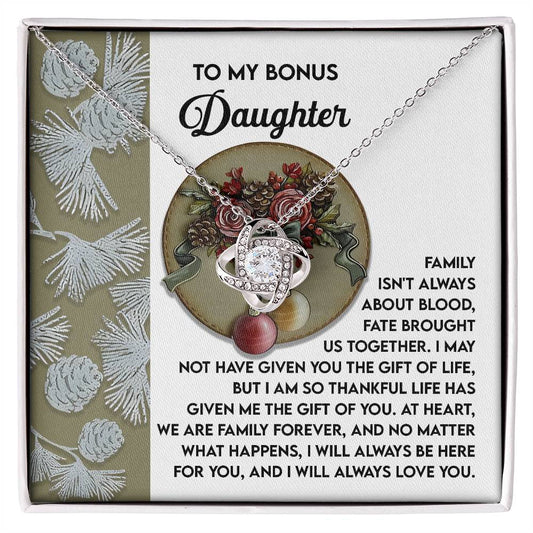 Bonus Daughter Necklace – A Heartfelt Gift of Love and Connection